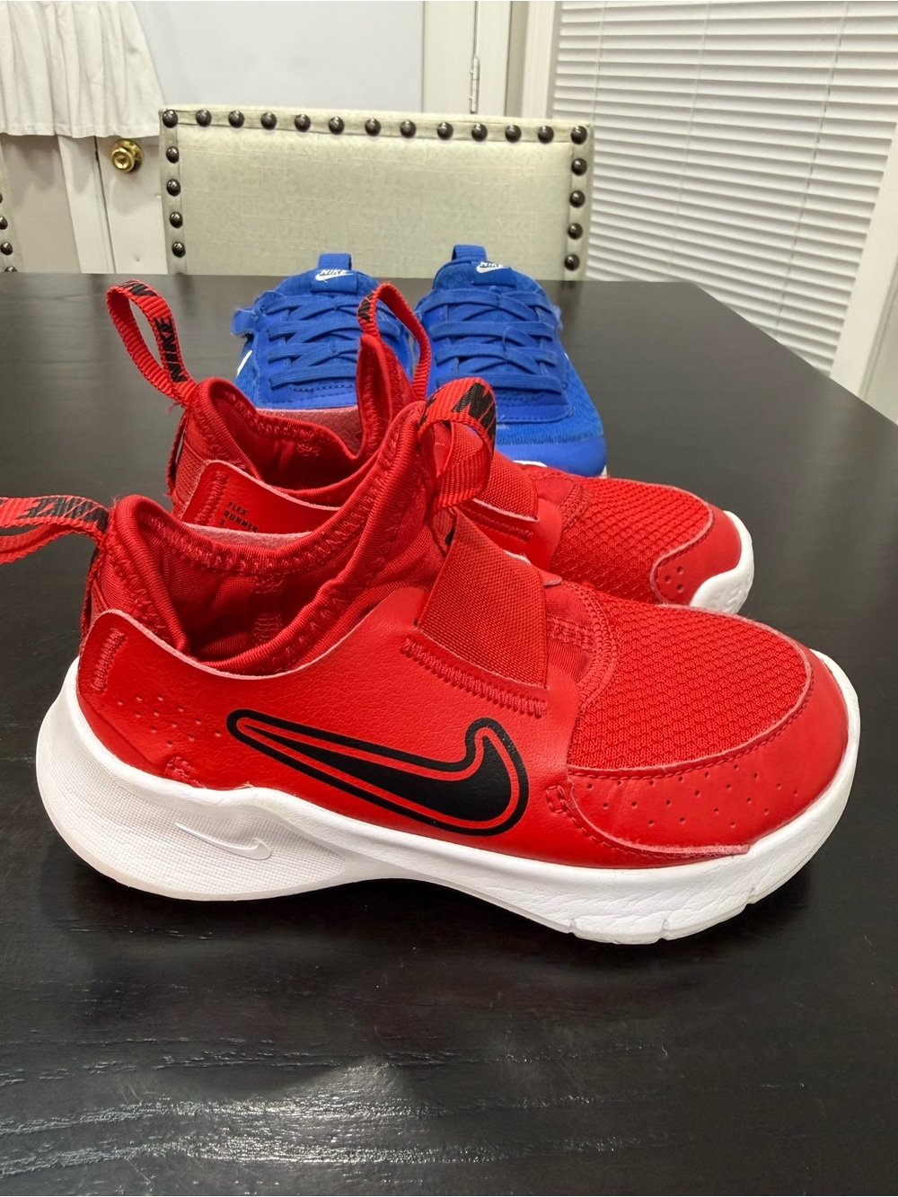 Nike Kids sneakers lot of 2 - Picture 2 of 6